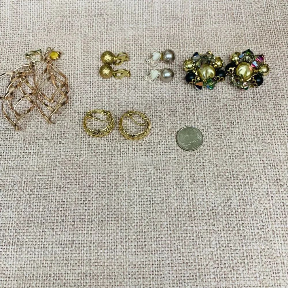 VTG Clip Earrings Bundle‎